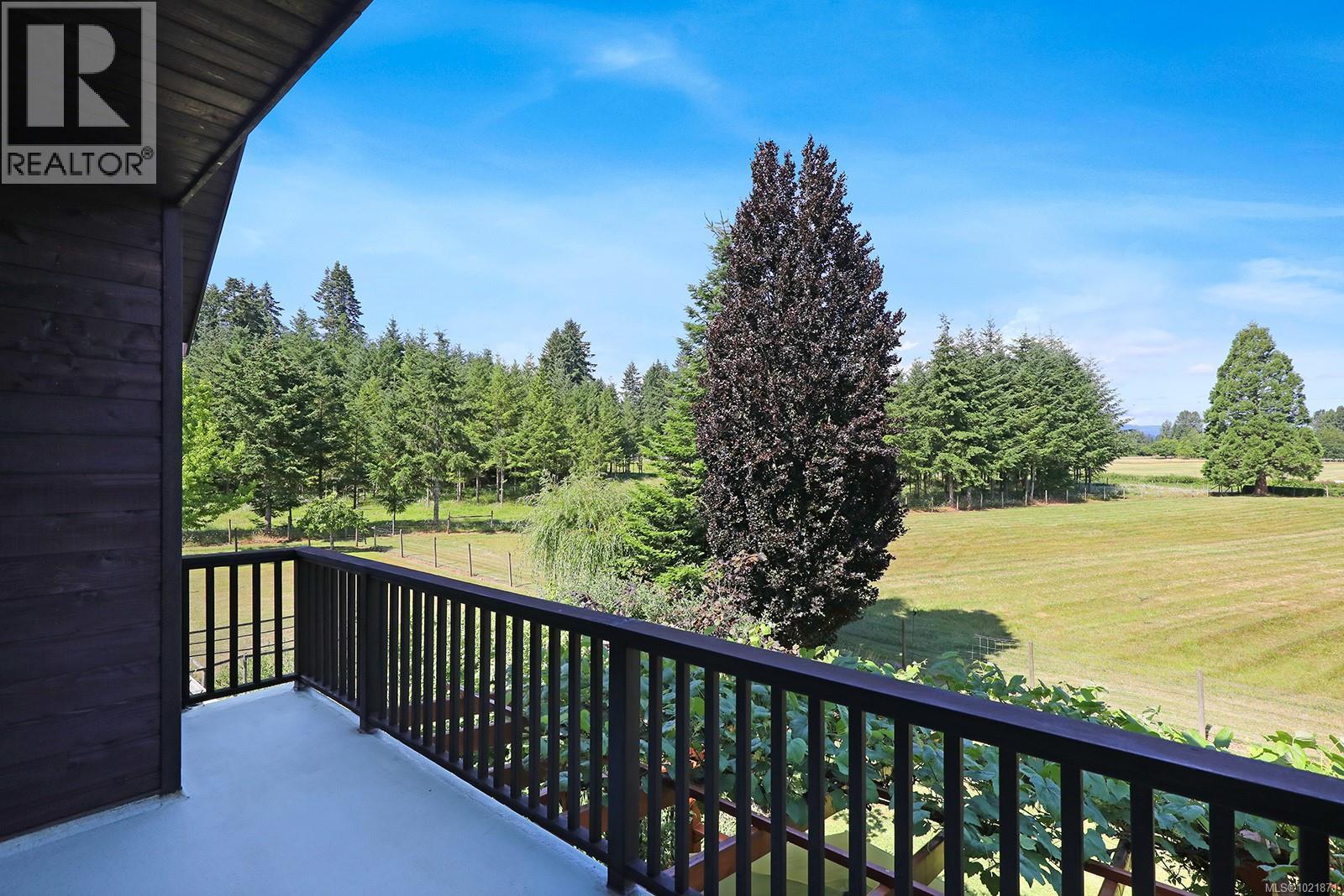 3713 Dove Creek Rd, Courtenay
