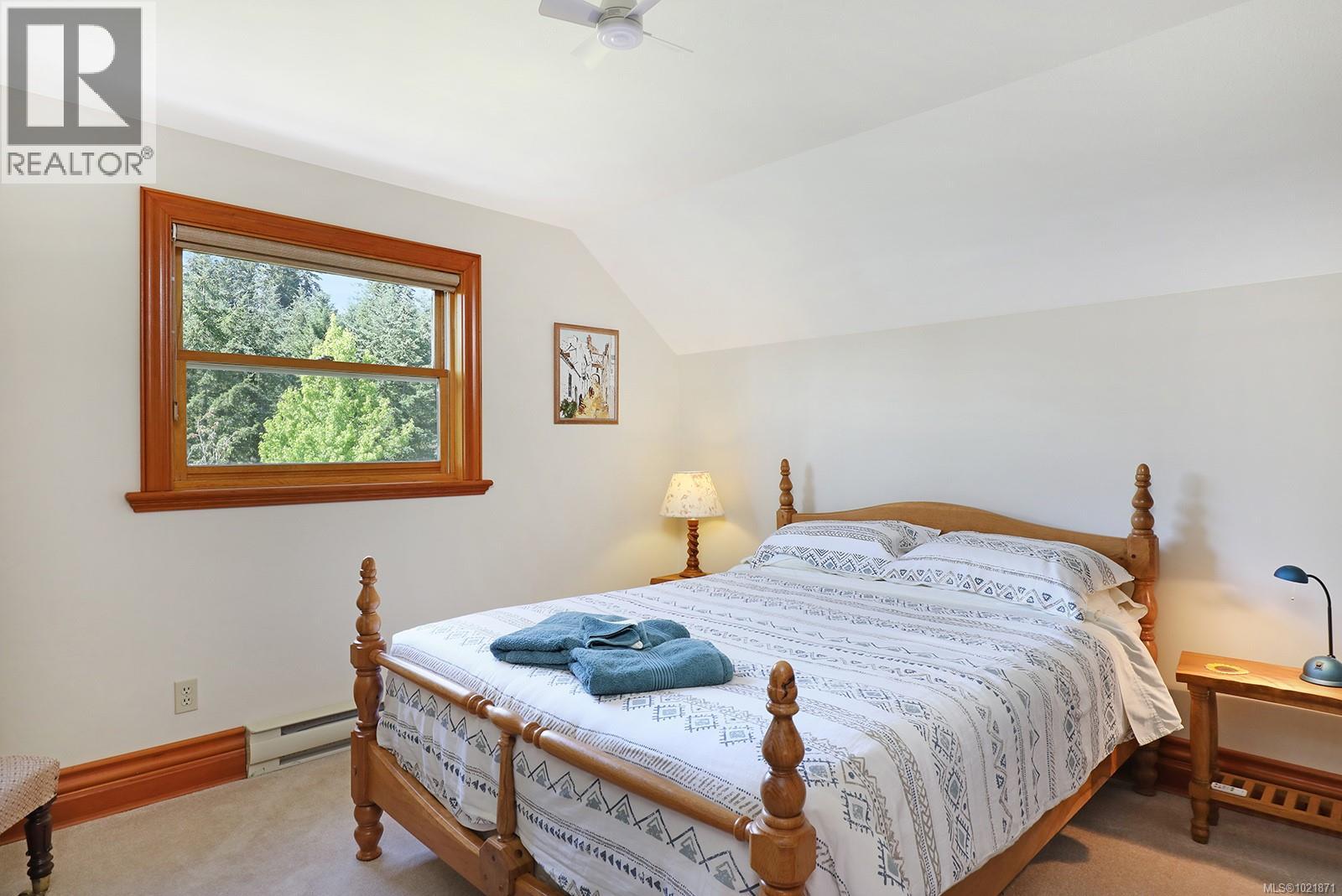 3713 Dove Creek Rd, Courtenay