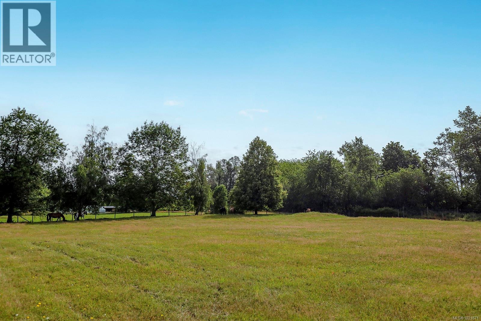 3713 Dove Creek Rd, Courtenay