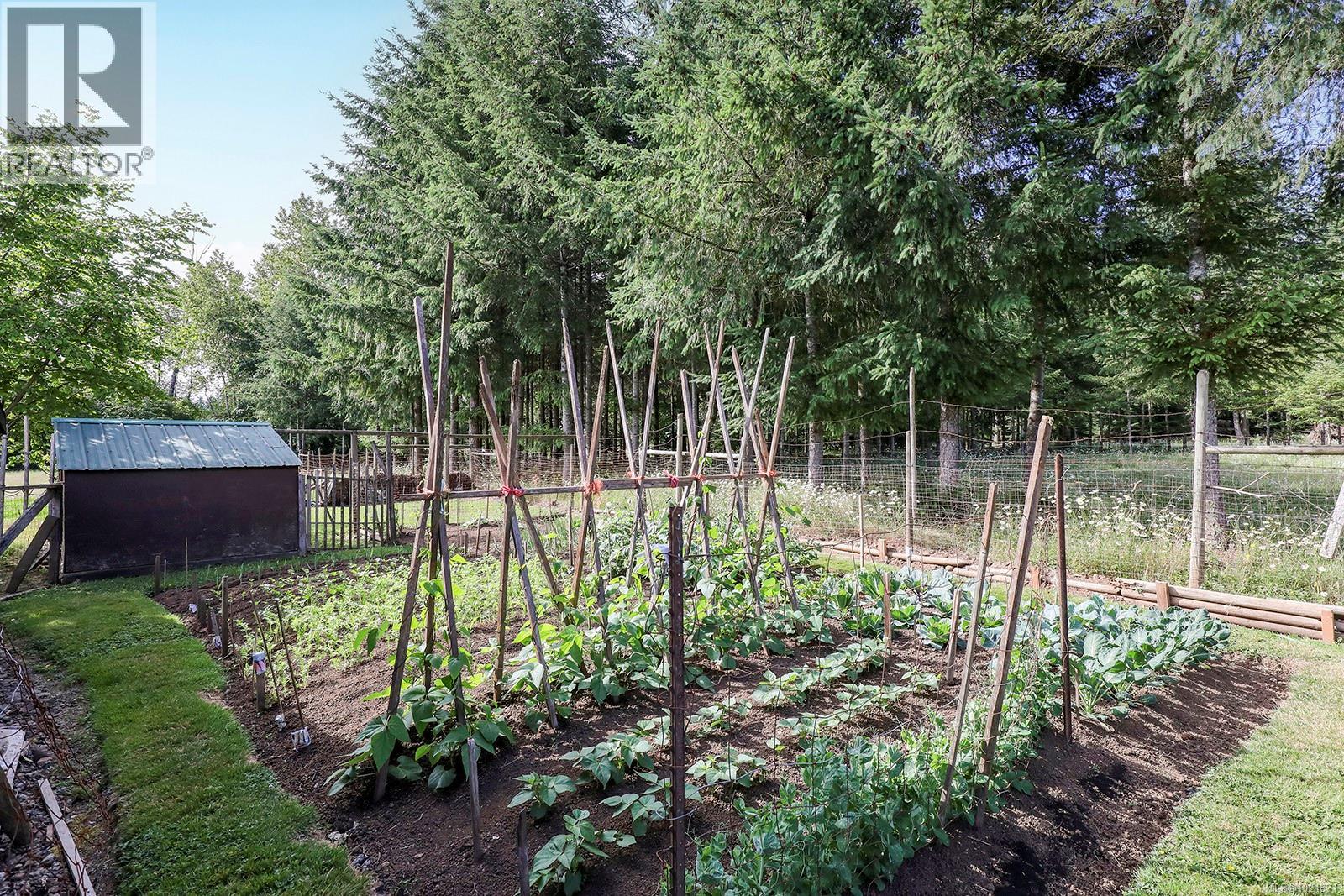 3713 Dove Creek Rd, Courtenay