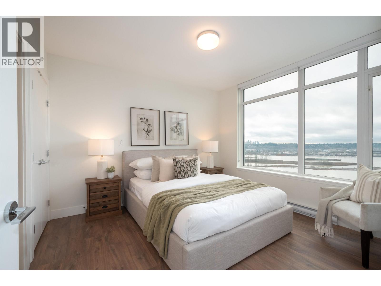 2102 258 NELSON'S COURT, New Westminster