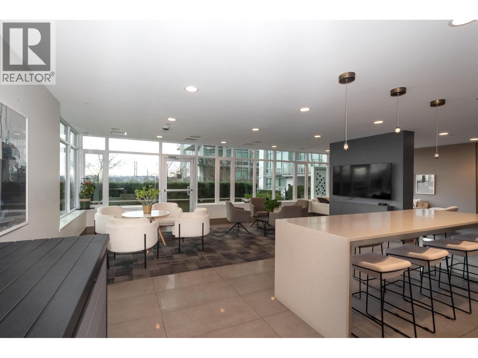 2102 258 NELSON'S COURT, New Westminster