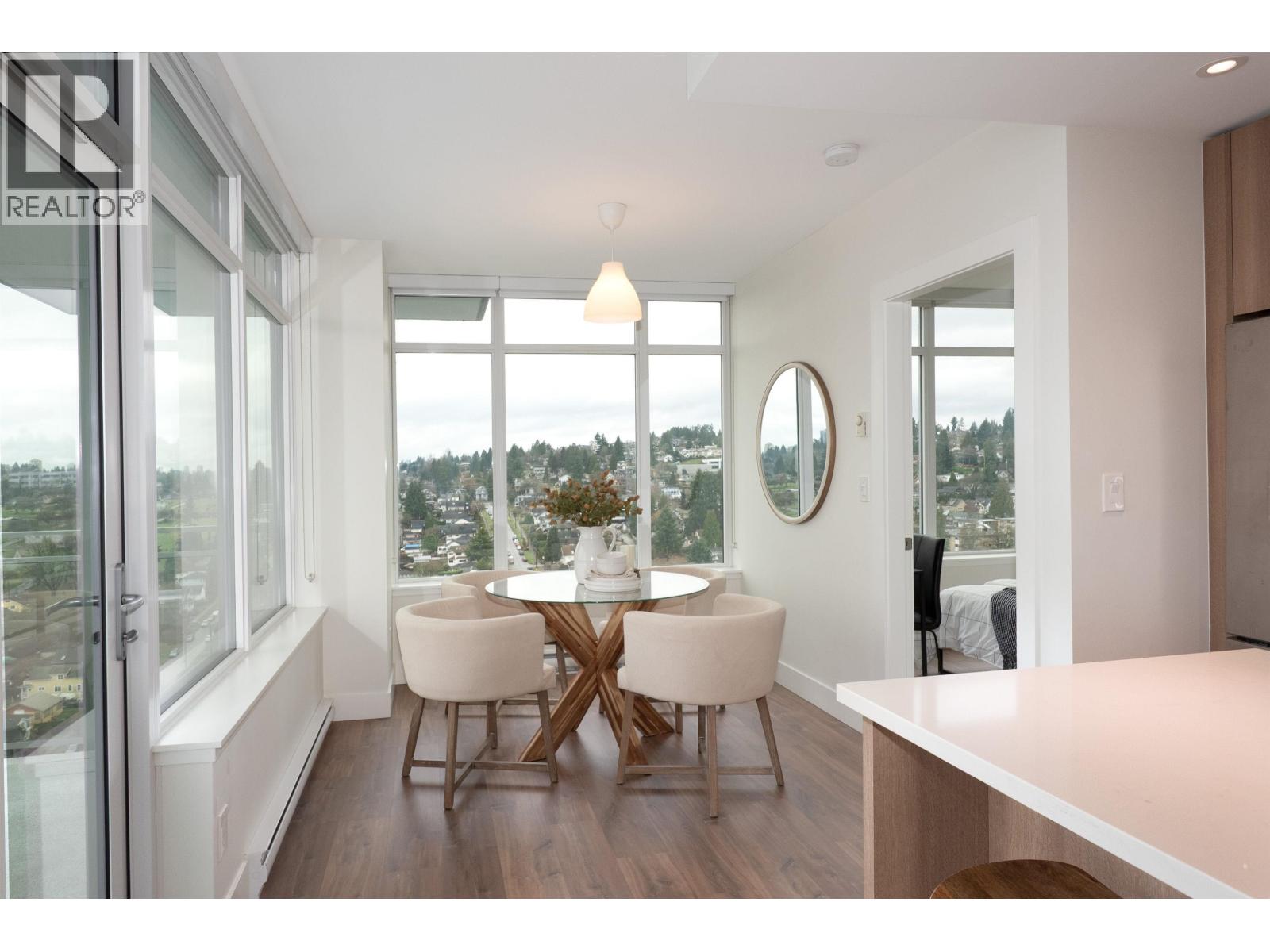 2102 258 NELSON'S COURT, New Westminster