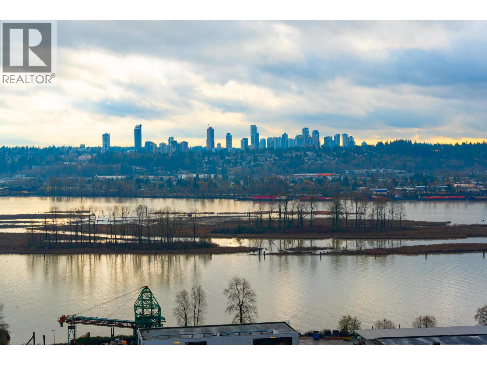 2102 258 NELSON'S COURT, New Westminster