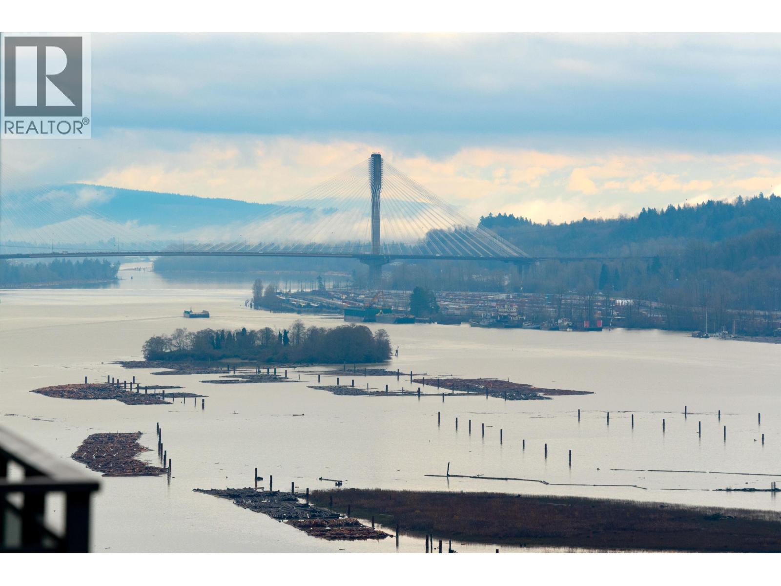 2102 258 NELSON'S COURT, New Westminster