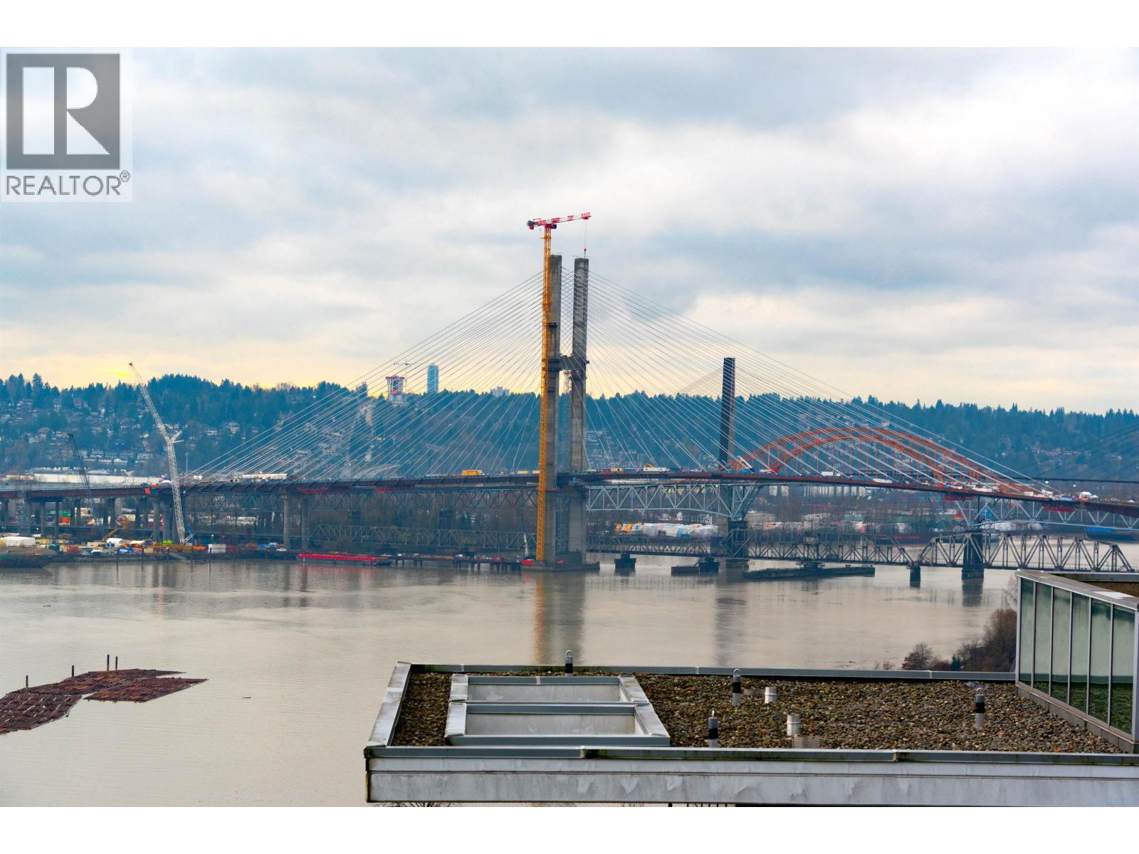 2102 258 NELSON'S COURT, New Westminster