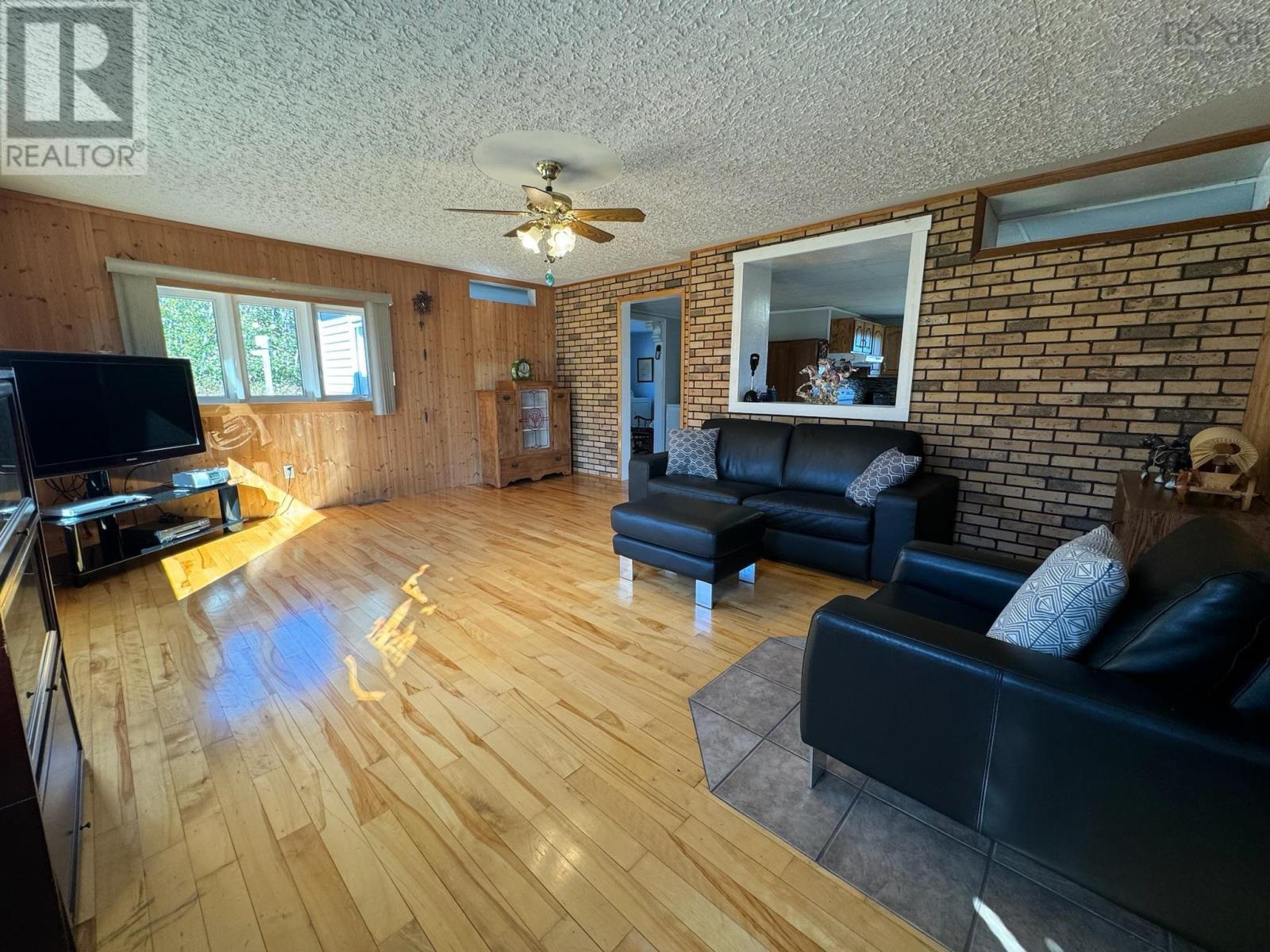 Property 7 of 22 of 721 Descousse-Cap La Ronde Road