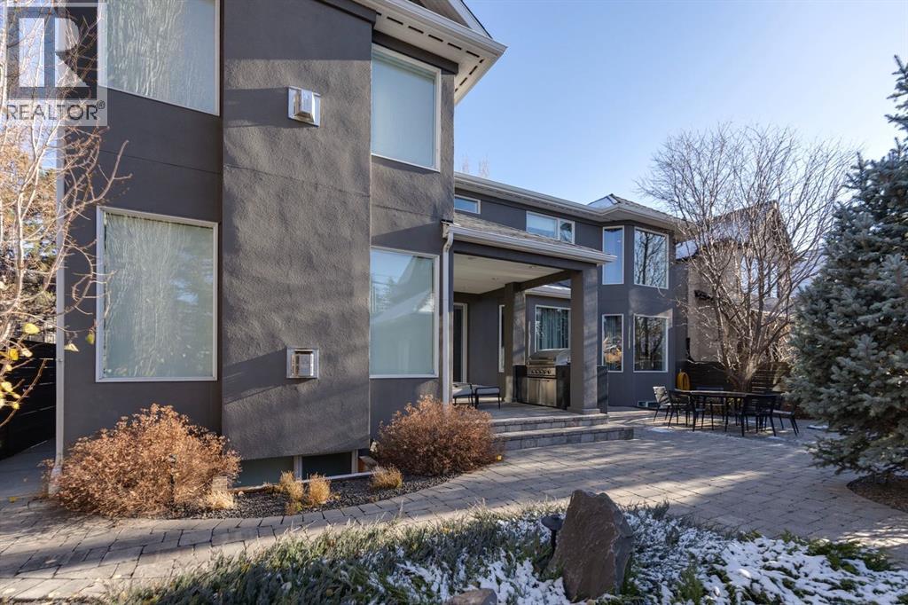 Single Family House for Sale in   Street NW Hillhurst Calgary 