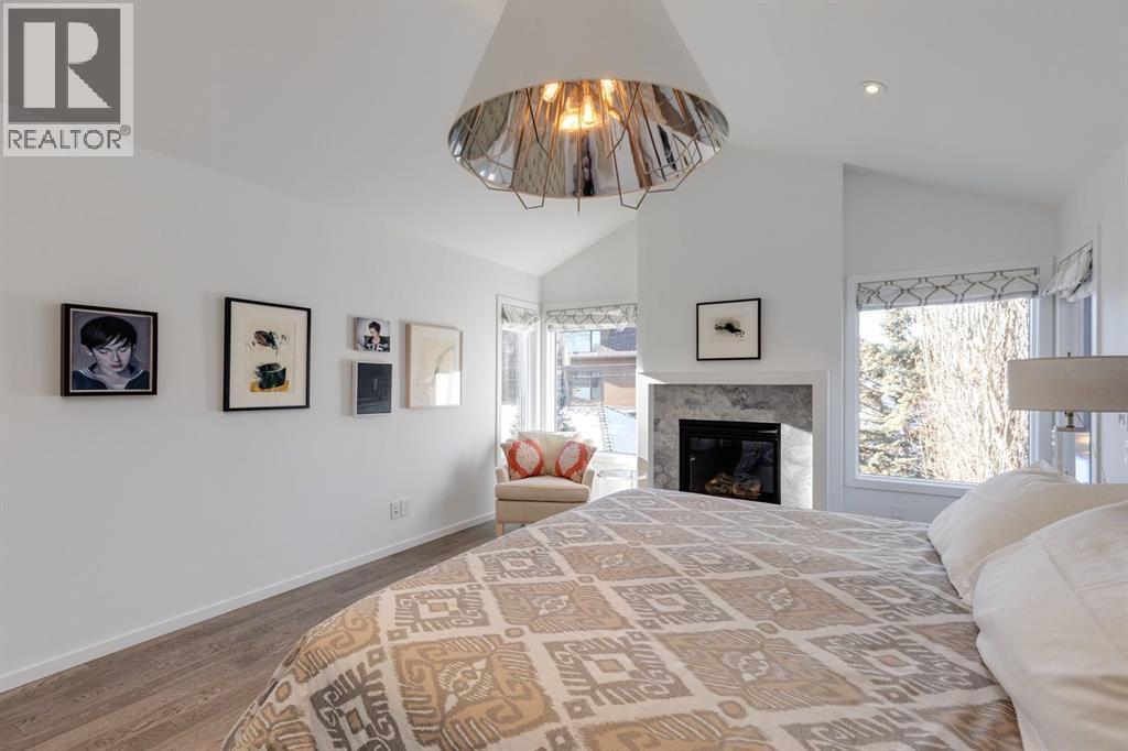 Single Family House for Sale in   Street NW Hillhurst Calgary 