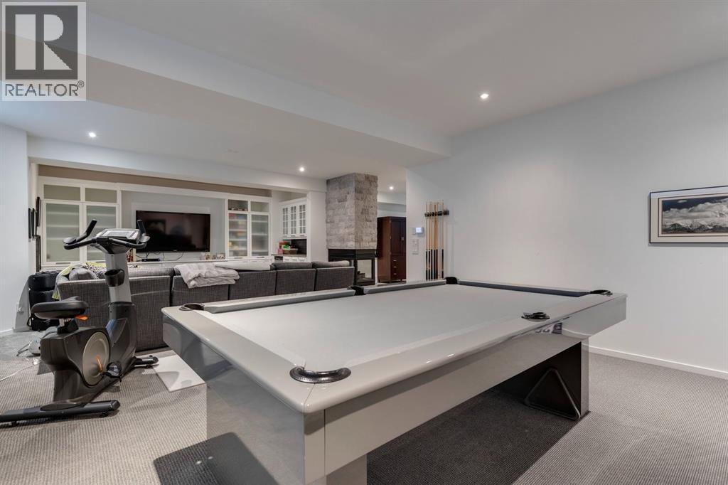 Single Family House for Sale in   Street NW Hillhurst Calgary 