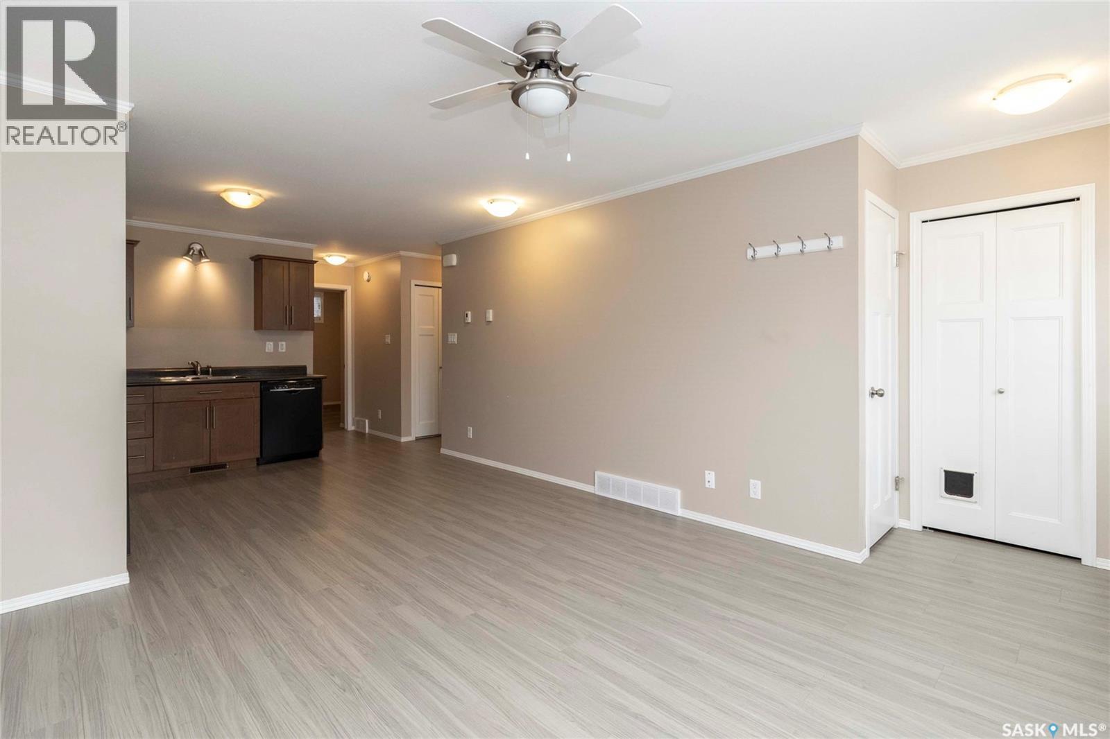 Single Family House for Sale in   Dalgleish LINK Saskatoon 