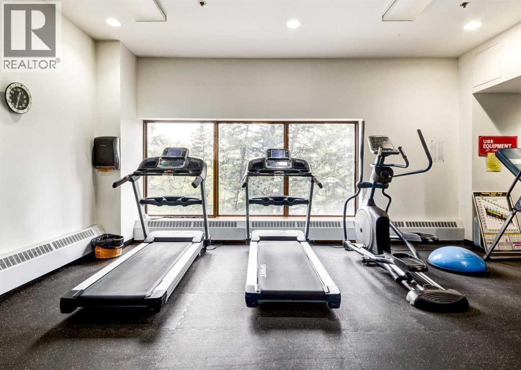 Single Family House for Sale in    Avenue NW Bowness Calgary 