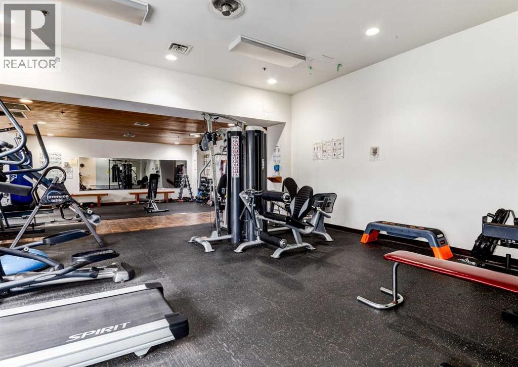 Single Family House for Sale in    Avenue NW Bowness Calgary 