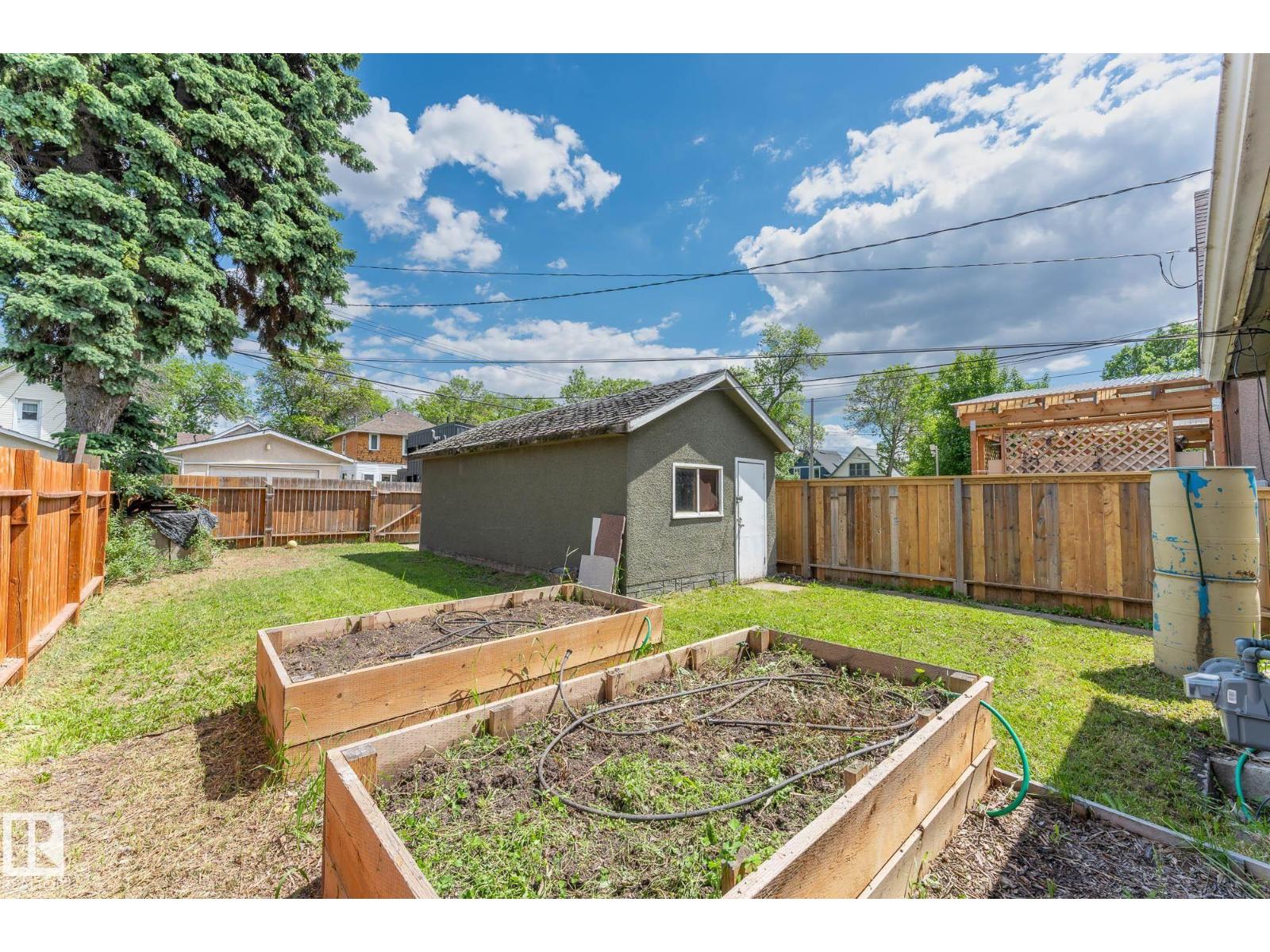 11211 93 ST NW, Edmonton