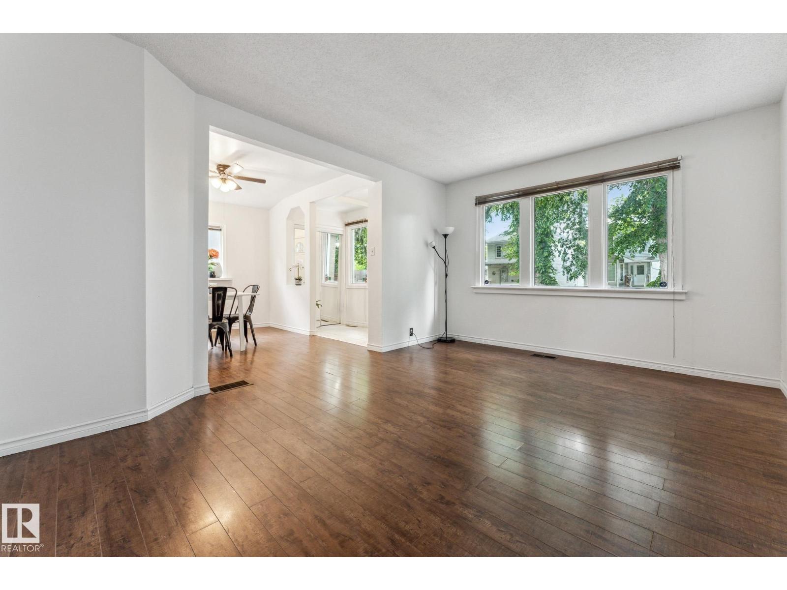 11211 93 ST NW, Edmonton