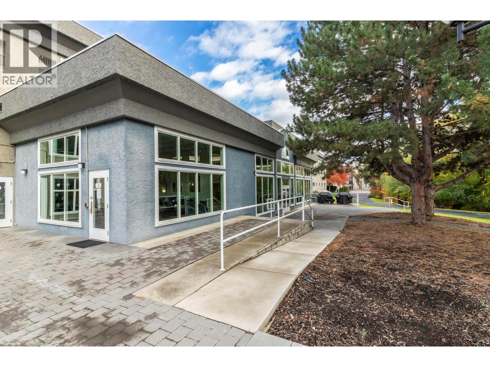 112 1045 Sutherland Avenue, Kelowna