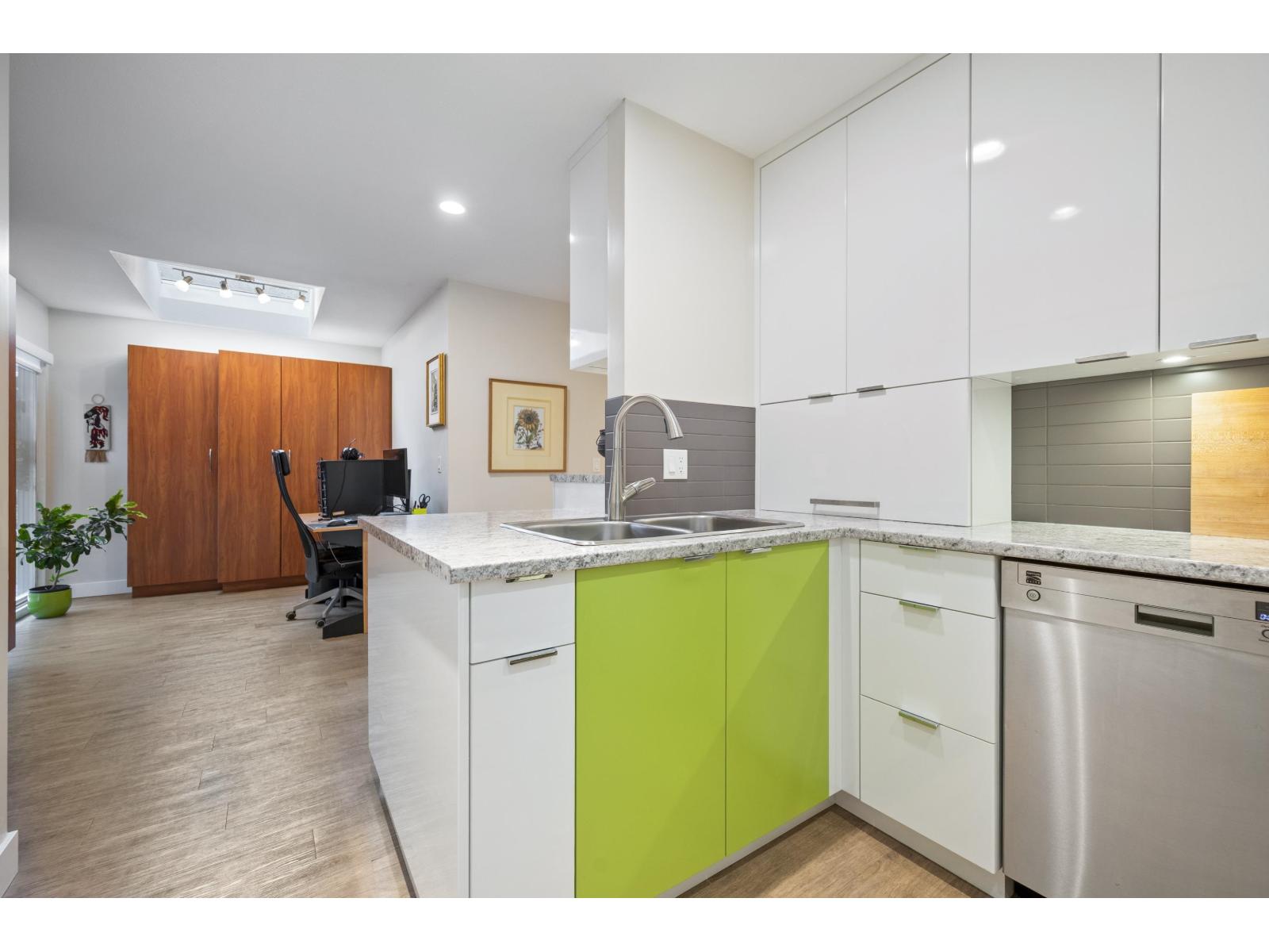 62 8737 212TH STREET, Langley