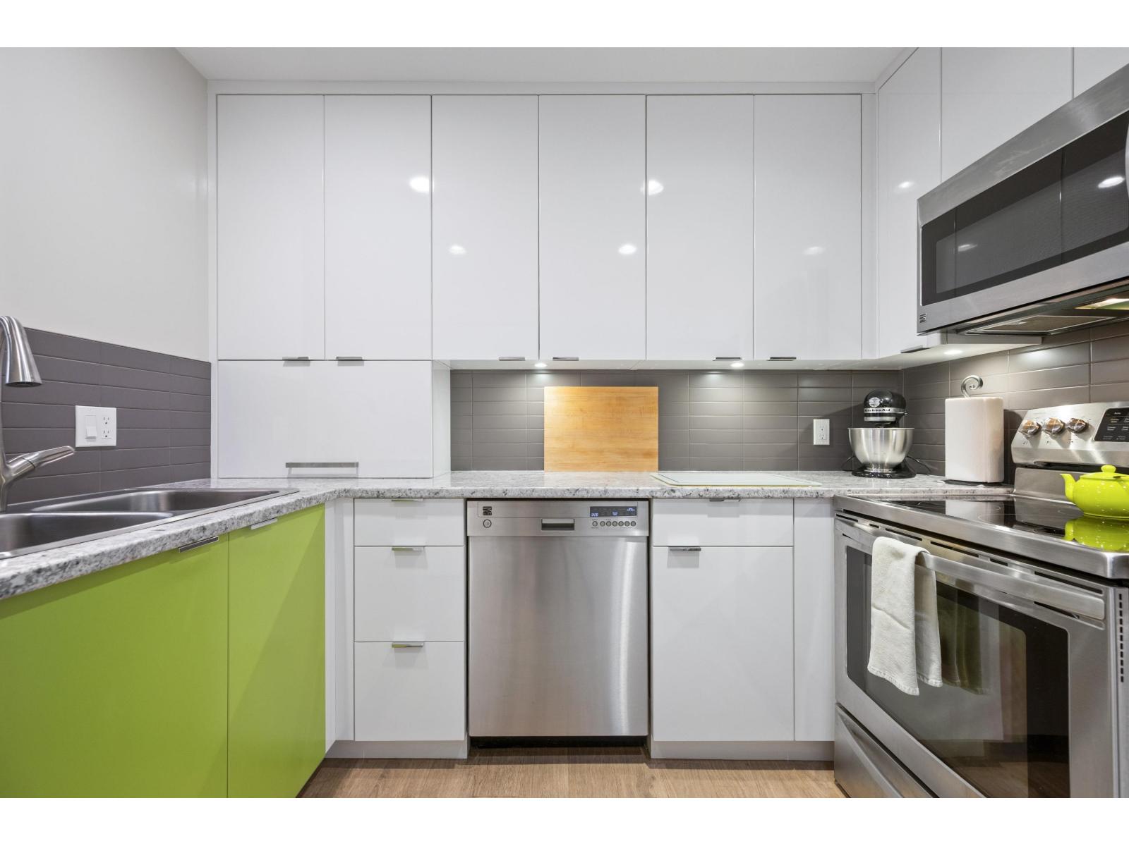 62 8737 212TH STREET, Langley