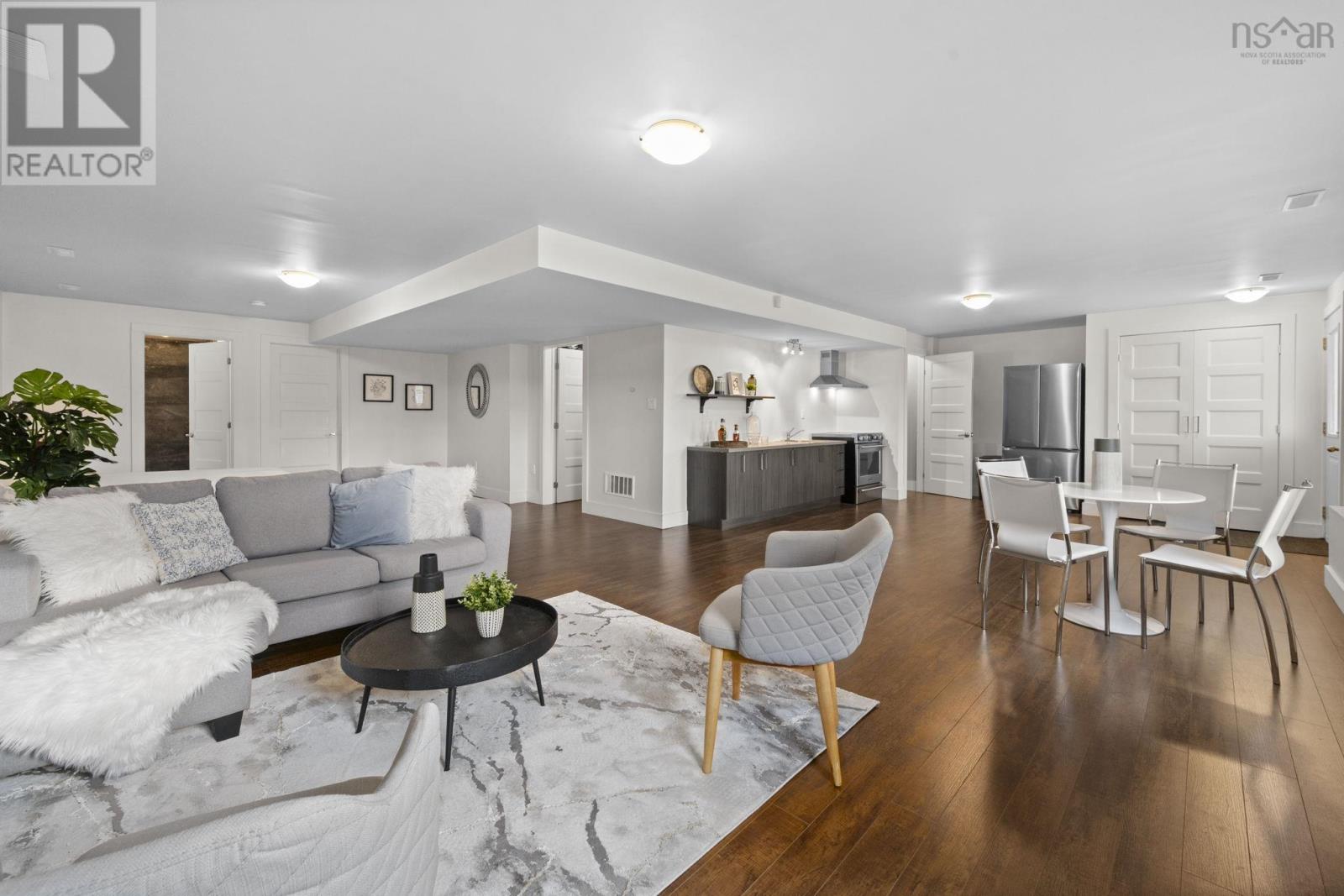 Property 18 of 51 of 5 Barnsley Court