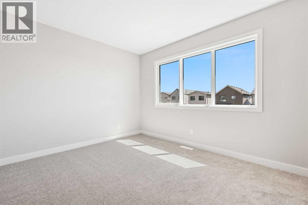 Single Family House for Sale in  Rangeview Avenue SE Rangeview Calgary 