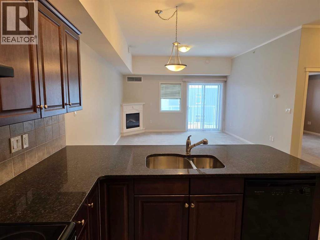 Single Family House for Sale in    Avenue SE Connaught Medicine Hat 