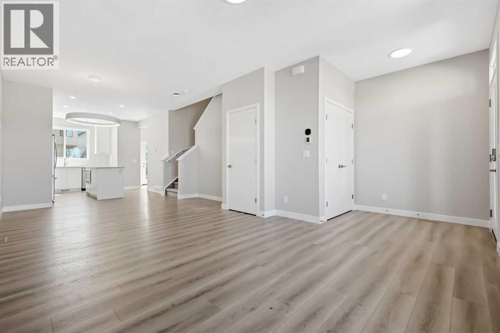 Single Family House for Sale in  Rangeview Avenue SE Rangeview Calgary 