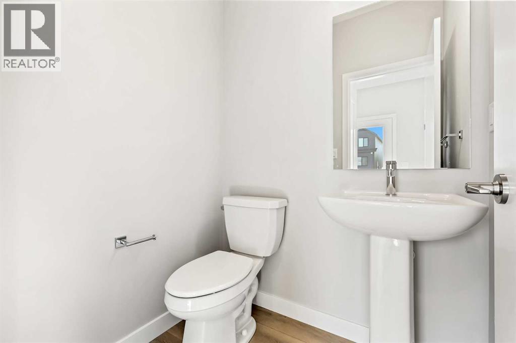 Single Family House for Sale in  Rangeview Avenue SE Rangeview Calgary 