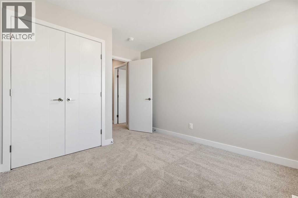 Single Family House for Sale in  Rangeview Avenue SE Rangeview Calgary 