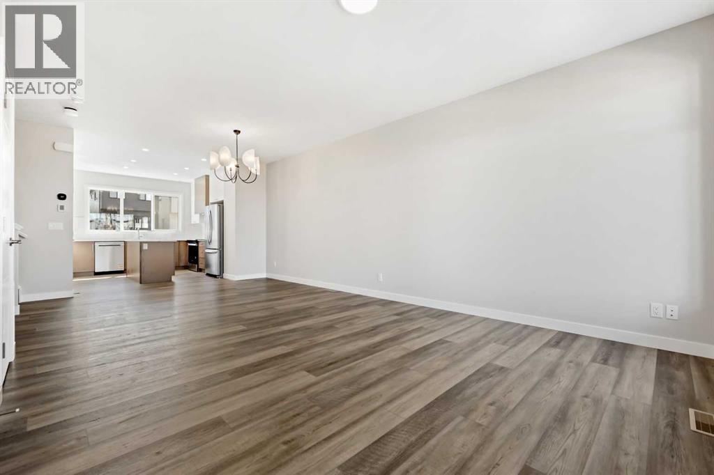 Single Family House for Sale in  Rangeview Avenue SE Rangeview Calgary 