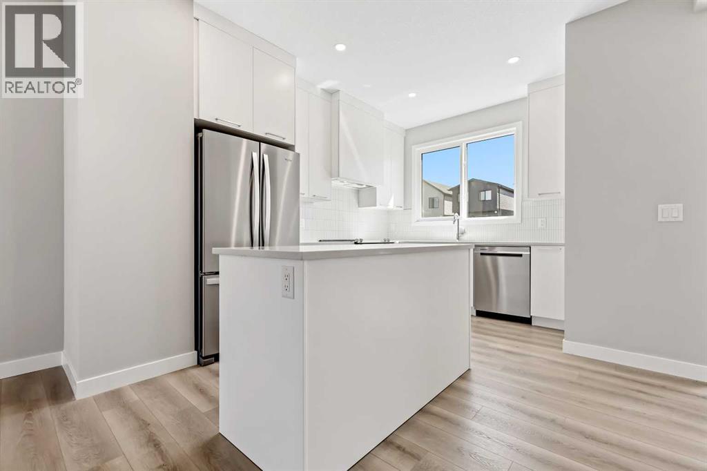 Single Family House for Sale in  Rangeview Avenue SE Rangeview Calgary 