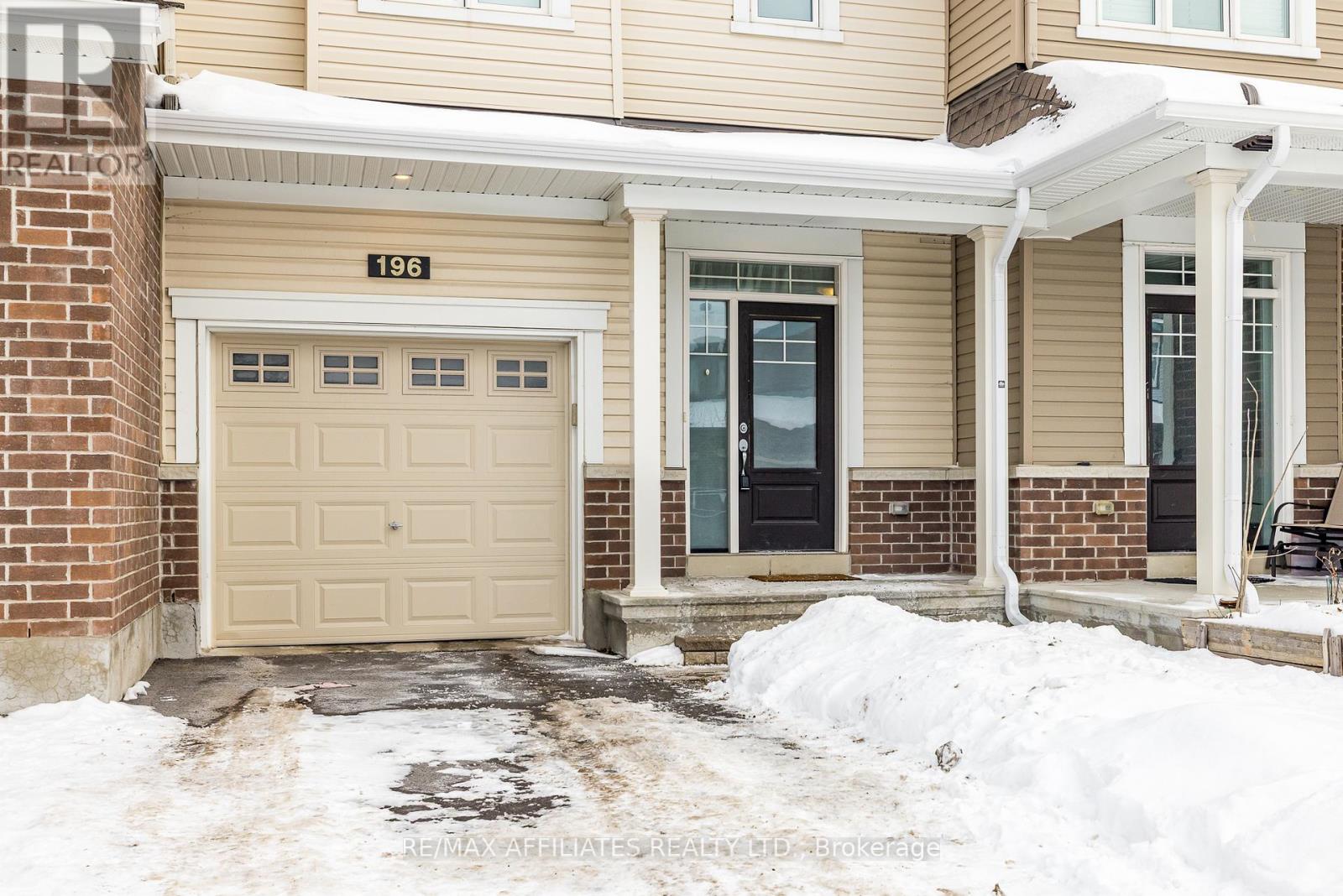 Steps to All Amenities, Schools & Easy HWY Access