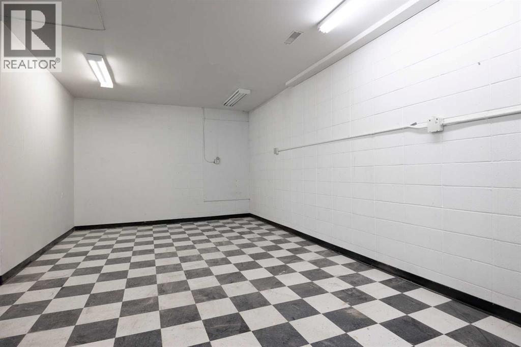 9401 Franklin Avenue, Fort McMurray