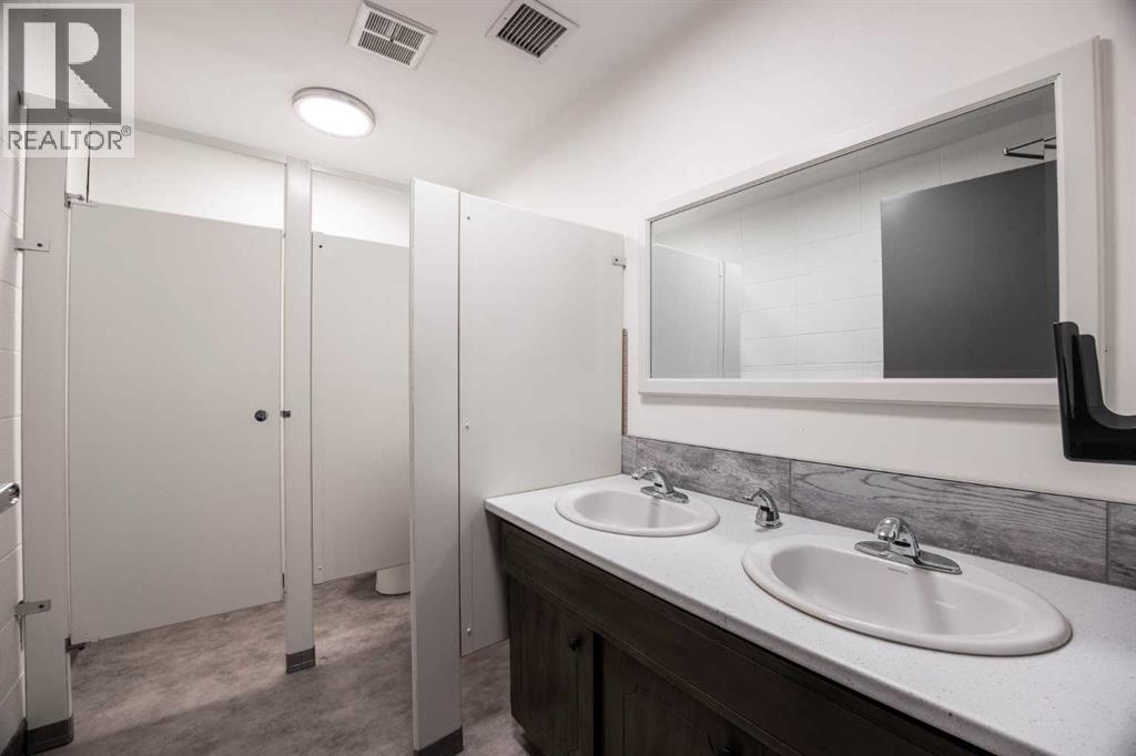 9401 Franklin Avenue, Fort McMurray