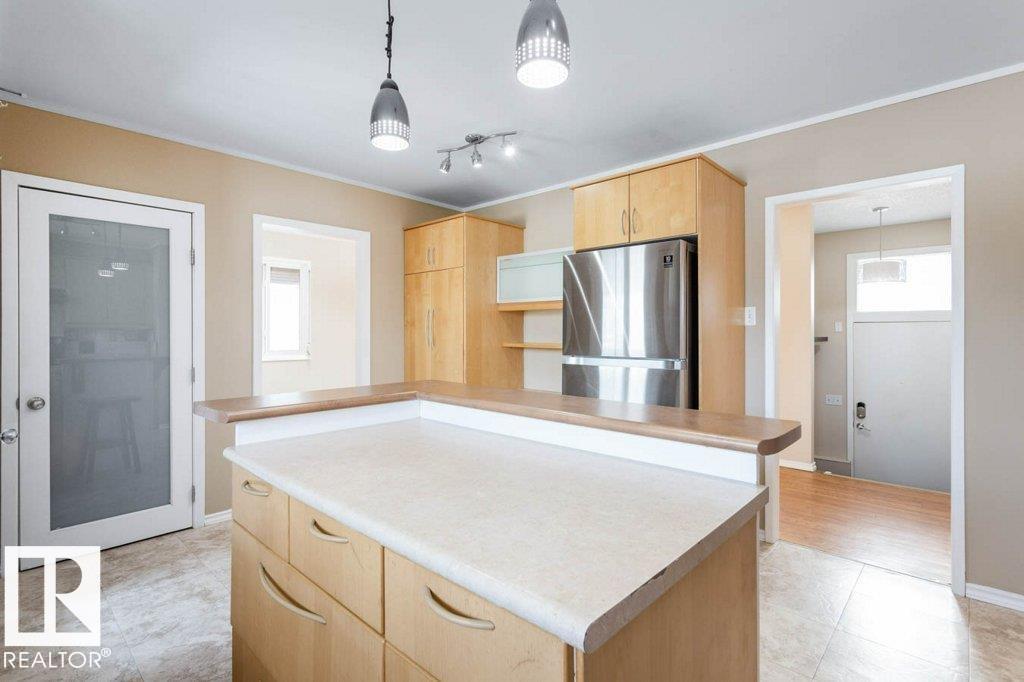 16206 79A AV NW, Edmonton