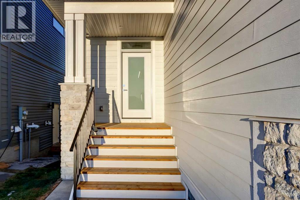 Single Family House for Sale in  Copperhead Way SE Copperfield Calgary 