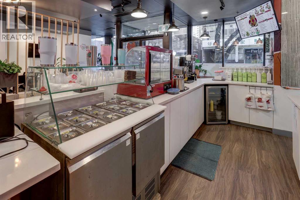 Retail for Sale in    Avenue SE Chinatown Calgary 