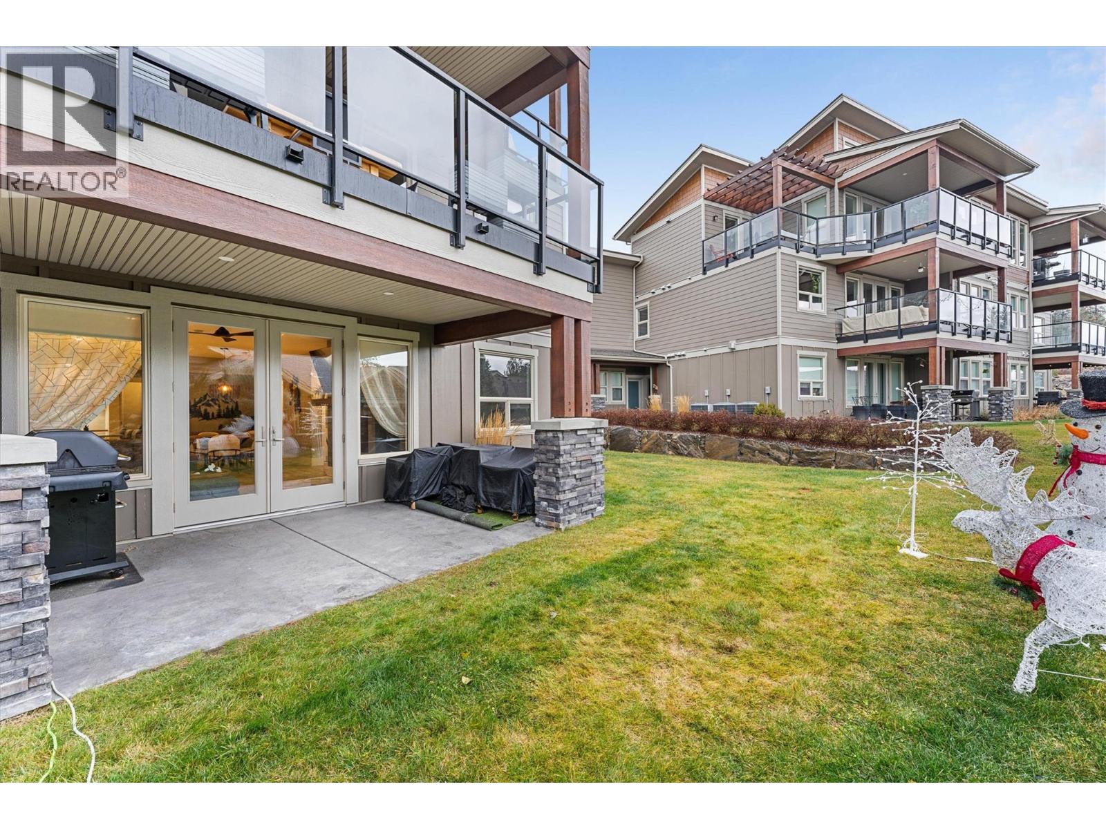 220 4000 REDSTONE Crescent, Peachland