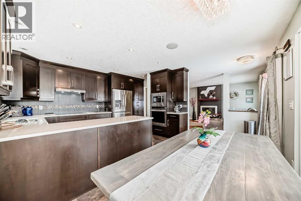 Single Family House for Sale in  Mchugh Place NE Mayland Heights Calgary 