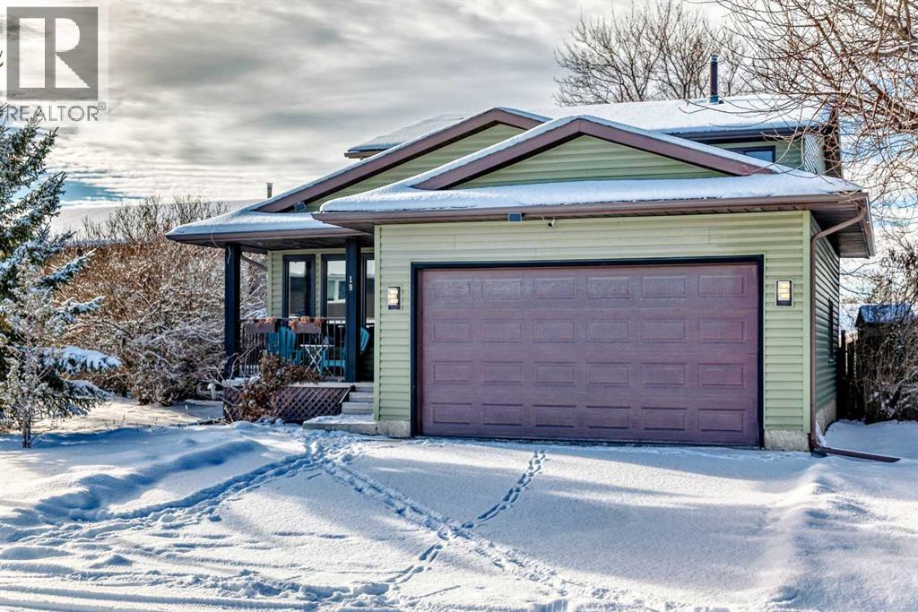 Single Family House for Sale in  Mchugh Place NE Mayland Heights Calgary 