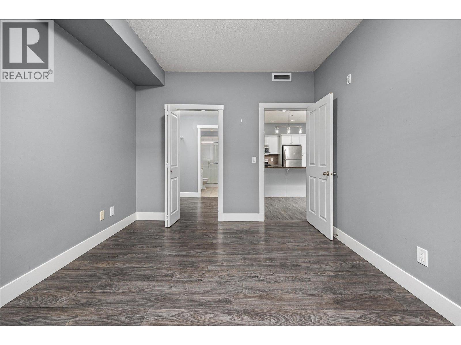 3106 3832 Old Okanagan Highway, Kelowna