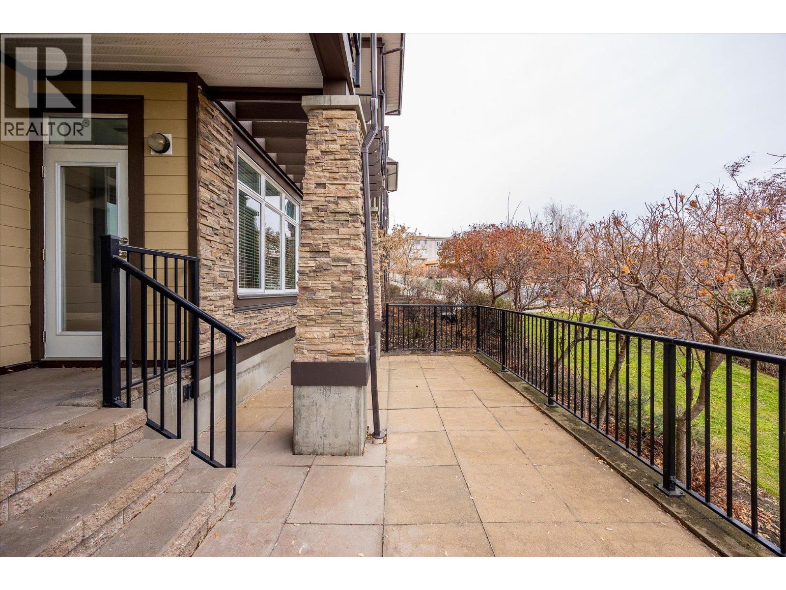 3106 3832 Old Okanagan Highway, Kelowna