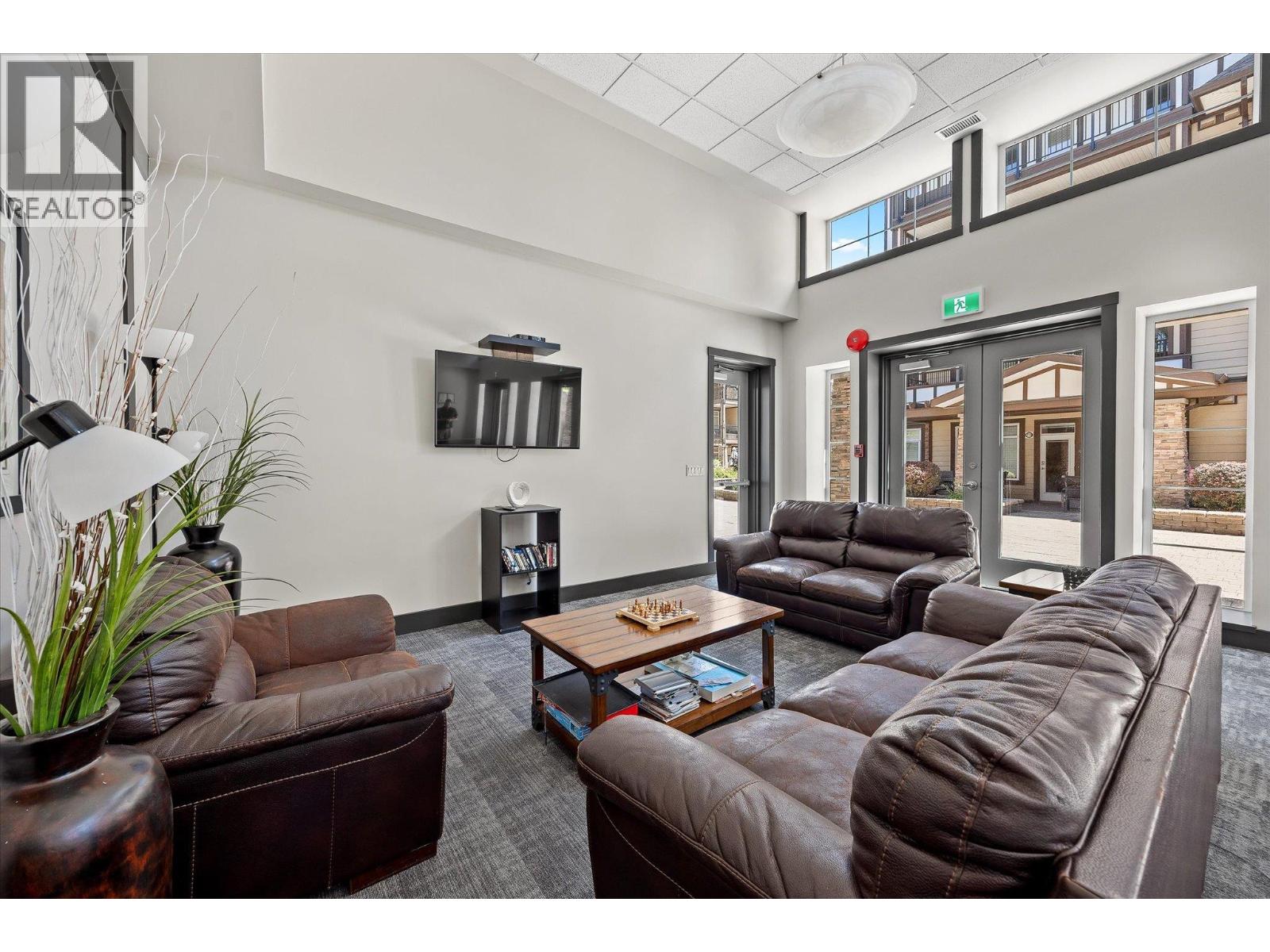 3106 3832 Old Okanagan Highway, Kelowna