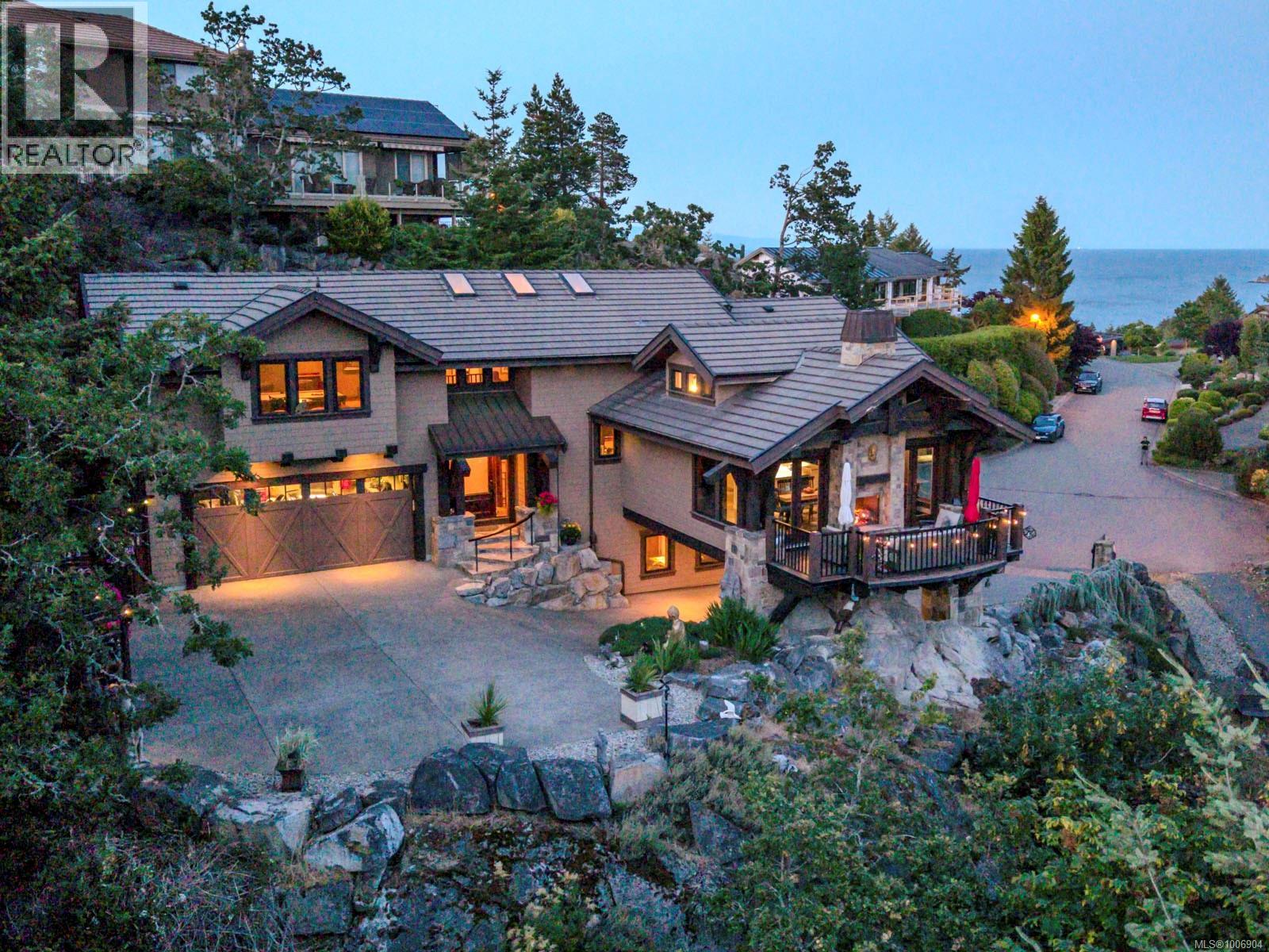 3430 Sinclair Pl, Nanoose Bay