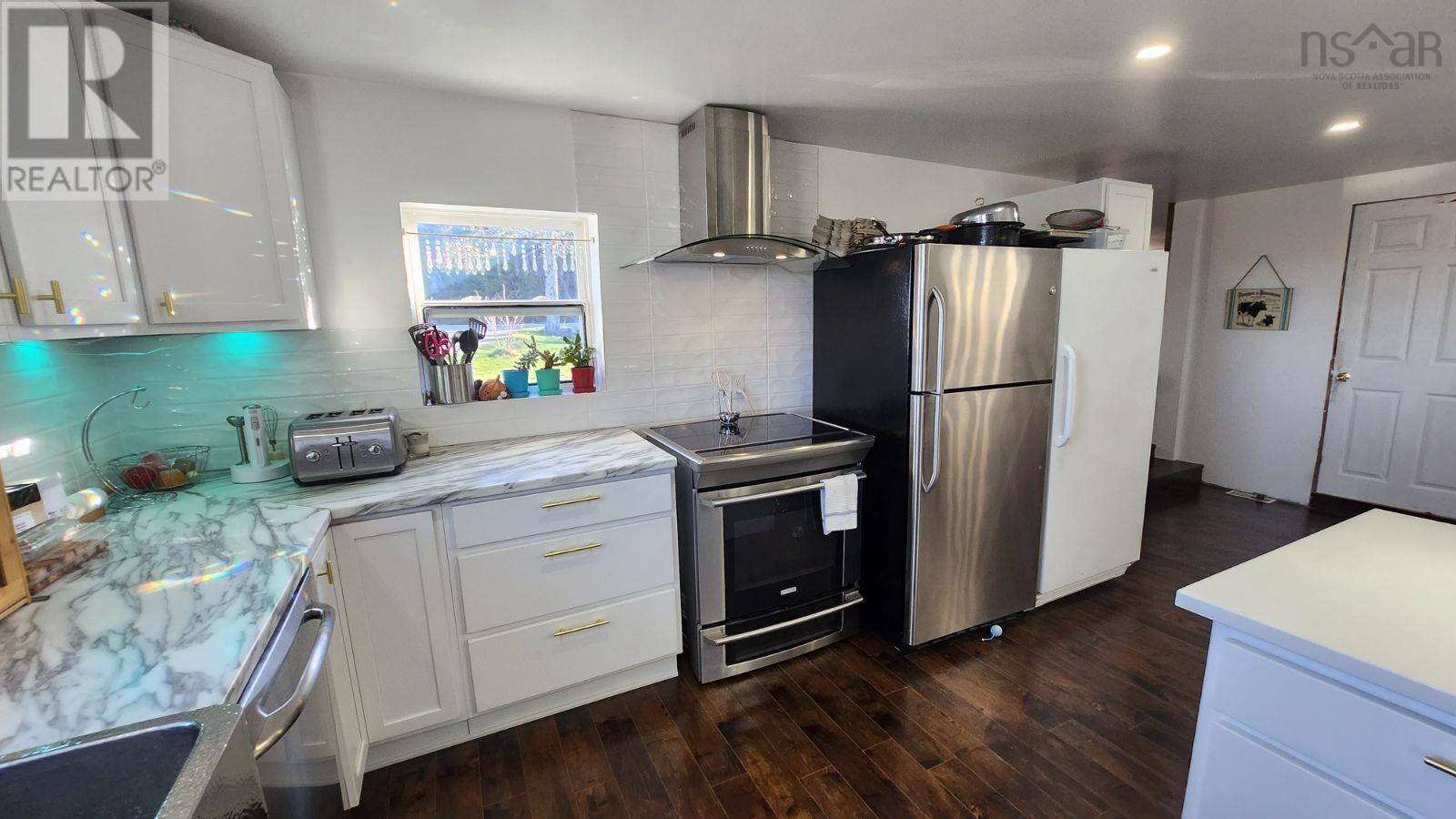 Property 2 of 24 of 1379 Salmon River Road