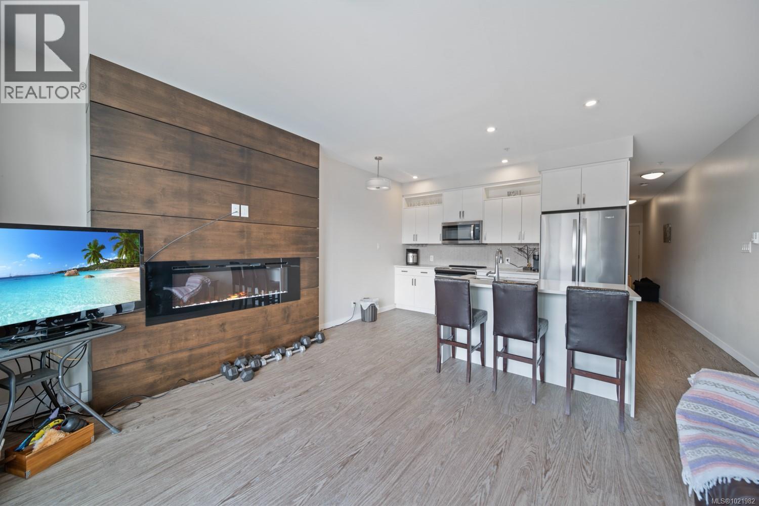 310 91 chapel St, Nanaimo