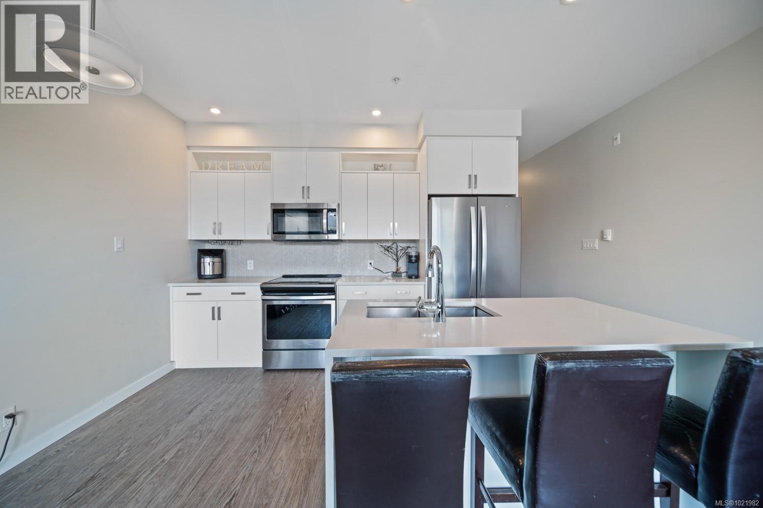 310 91 chapel St, Nanaimo