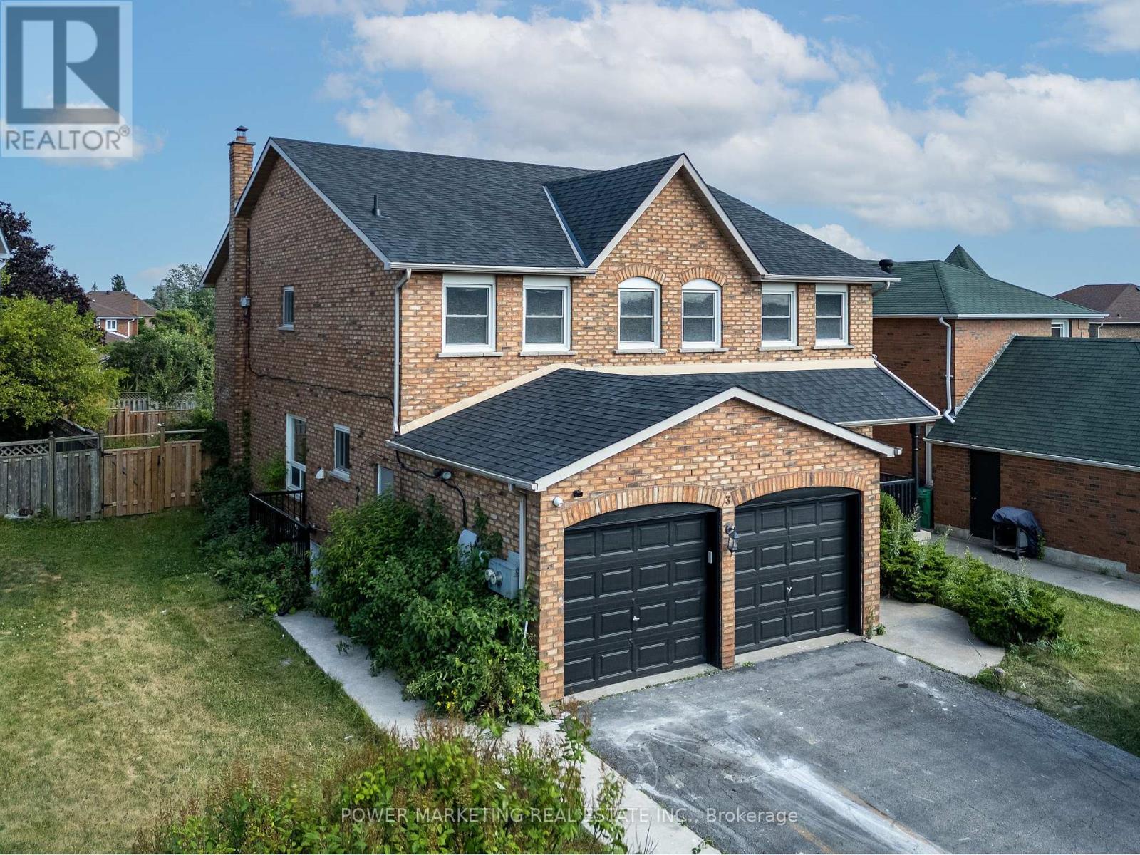 Single Family House for Sale in  NEWBURY CRESCENT Brampton (Westgate) 