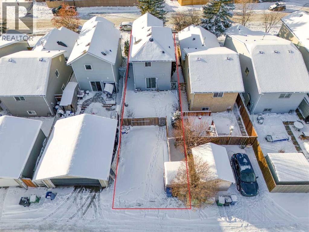 Single Family House for Sale in  Martinbrook Road NE Martindale Calgary 