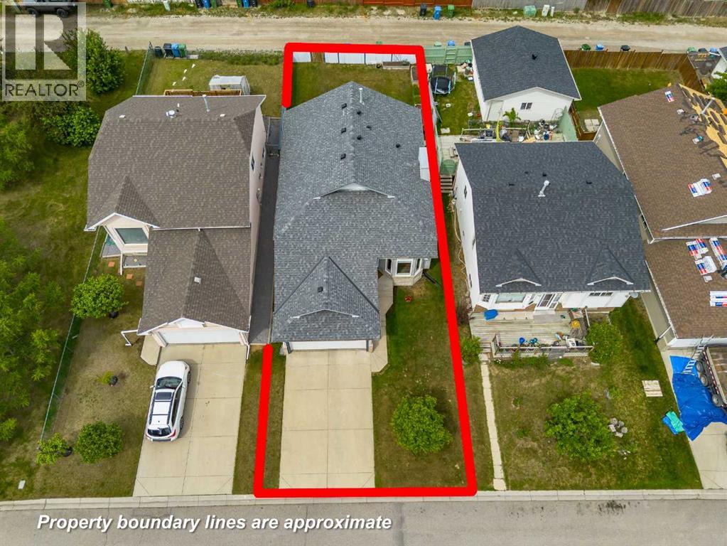 Single Family House 3 Level for Sale in  Harvest Glen Rise NE Harvest Hills Calgary 