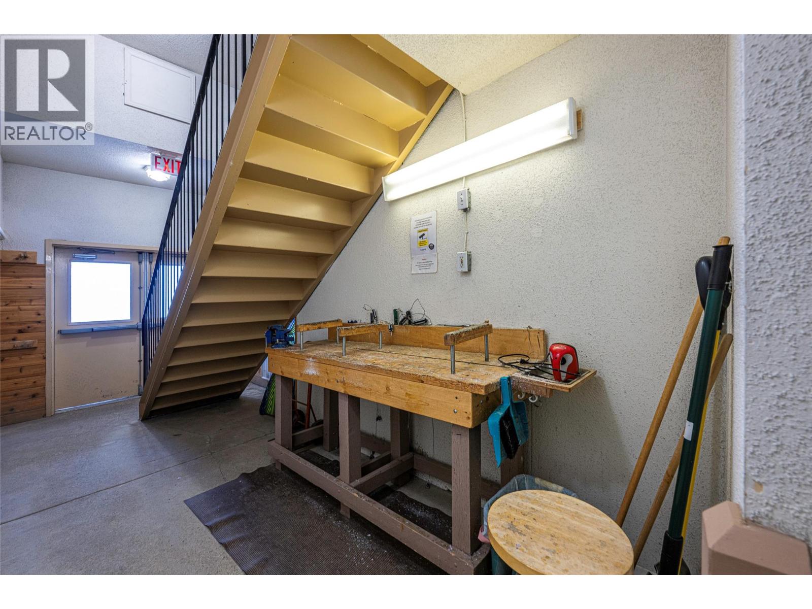 308 215 Kettle View Road, Big White